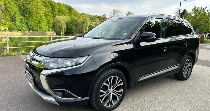 Mitsubishi Outlander cena 79900 przebieg: 210000, rok produkcji 2017 z Wrocław małe 596